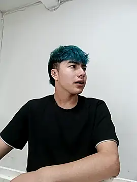 Snapshot of AlexanderCollman chatting on October 21, 8:12 pm AlexanderCollman online show from October 21, 8:12 pm