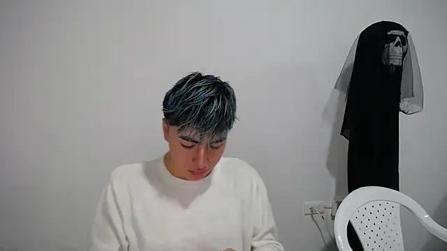 Snapshot of AlexanderCollman chatting on October 13, 8:26 pm AlexanderCollman online show from October 13, 8:26 pm