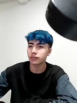 Snapshot of AlexanderCollman chatting on October 15, 11:01 pm AlexanderCollman online show from October 15, 11:01 pm