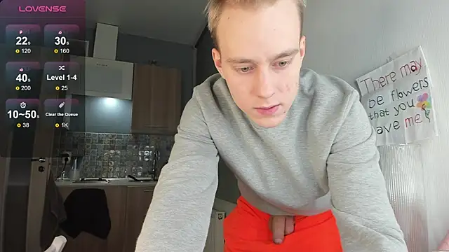 Snapshot of Kevin_Young_Cat chatting on October 29, 3:59 pm Kevin Young Cat online show from October 29, 3:59 pm