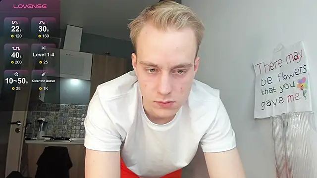 Snapshot of Kevin_Young_Cat chatting on October 30, 4:08 pm Kevin Young Cat online show from October 30, 4:08 pm