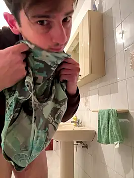 Qualepass online show from January 12, 5:50 pm