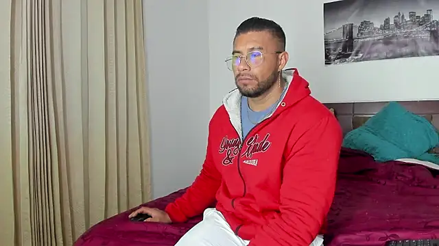 AntonyDAngelo25 online show from March 10, 2:17 am