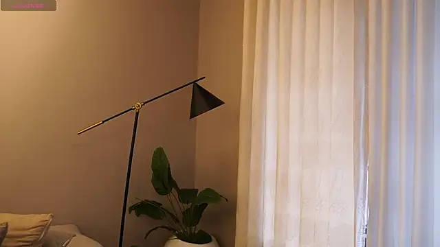 Thiago Valente online show from November 5, 1:13 pm