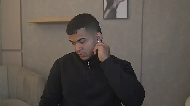 Thiago Valente online show from February 23, 1:24 pm