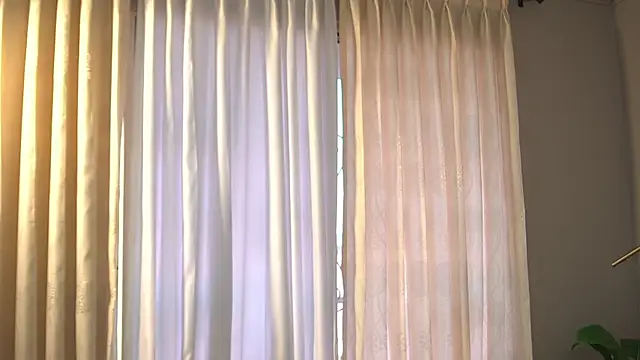 Snapshot of Thiago_Valente chatting on September 10, 1:54 pm Thiago Valente online show from September 10, 1:54 pm