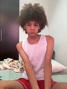 Max Rain online show from June 15, 1:47 pm