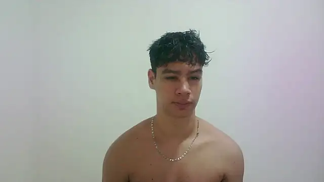 Snapshot of zeus_181 chatting on October 9, 10:58 pm zeus 181 online show from October 9, 10:58 pm