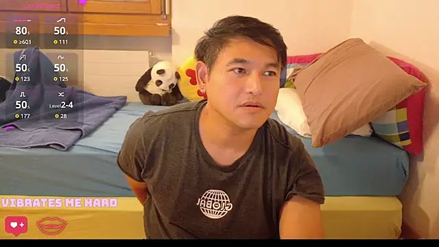 Snapshot of AsianBoy_WhiteDaddy chatting on September 10, 1:10 pm AsianBoy WhiteDaddy online show from September 10, 1:10 pm