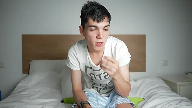 MattyandAiden online show from May 20, 7:31 pm