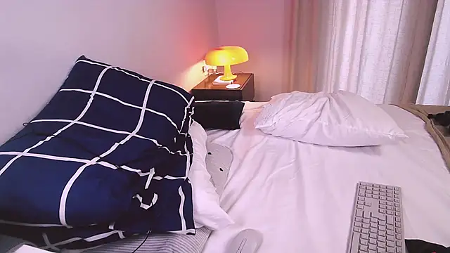 Snapshot of hairyzodb chatting on October 15, 6:26 pm hairyzodb online show from October 15, 6:26 pm