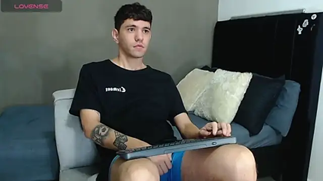 Matteo12  online show from April 26, 9:39 am