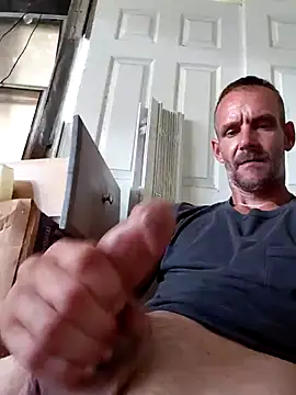 Snapshot of Hungwell1515 chatting on October 7, 4:33 pm Hungwell1515 online show from October 7, 4:33 pm
