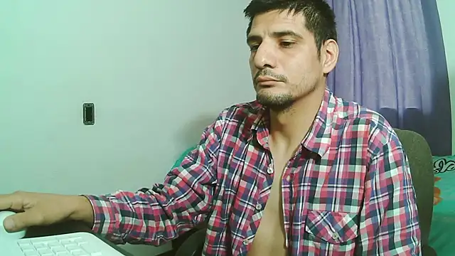 Snapshot of Braulio_master chatting on October 3, 12:10 pm Braulio master online show from October 3, 12:10 pm