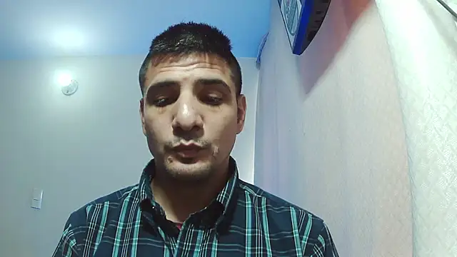 Snapshot of Braulio_master chatting on September 10, 1:54 pm Braulio master online show from September 10, 1:54 pm