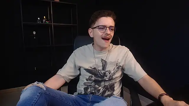 FelixStarkk online show from June 14, 4:14 am