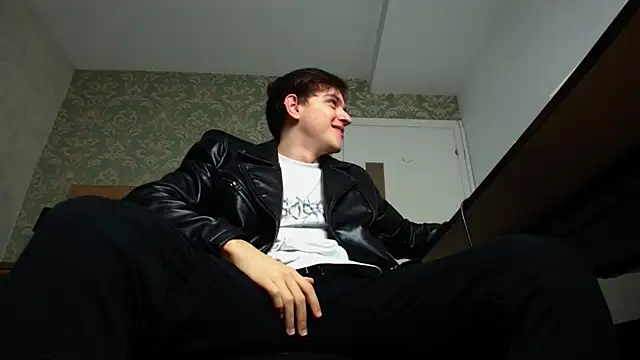Snapshot of FelixStarkk chatting on October 12, 4:39 am FelixStarkk online show from October 12, 4:39 am