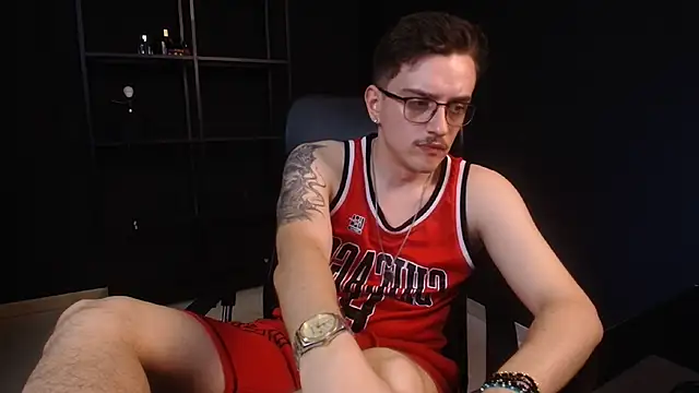 FelixStarkk online show from June 18, 5:31 am