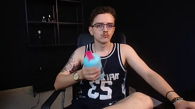 FelixStarkk online show from June 19, 4:29 am