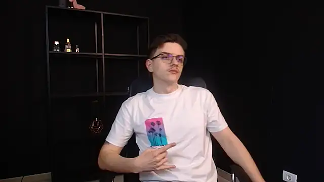 FelixStarkk online show from May 14, 5:49 am