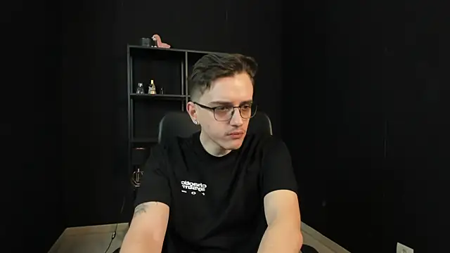 FelixStarkk online show from May 7, 5:40 am