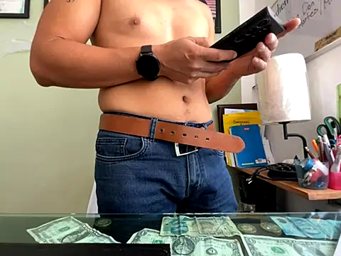 AlejXndroKD online show from November 11, 4:56 pm