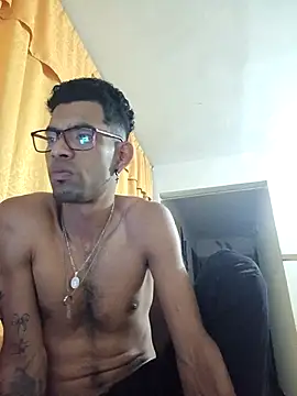 Negritohot2828 online show from April 16, 4:12 am