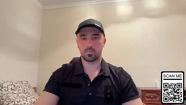 Hard to Obey online show from April 26, 11:40 am