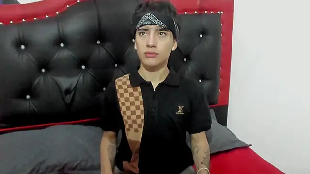 Thiago Divine  online show from October 20, 8:57 pm