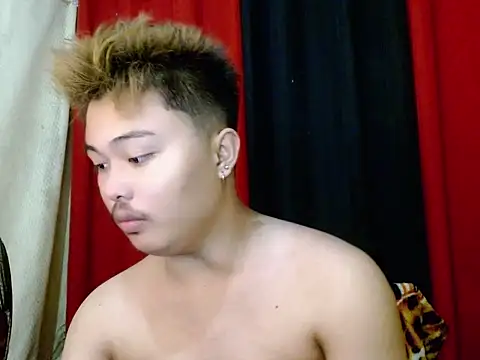 Lustfulljohnx online show from November 18, 6:22 pm