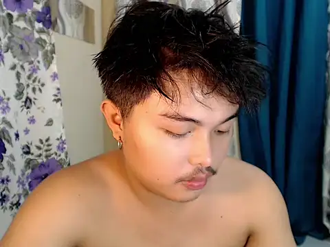 Lustfulljohnx online show from June 15, 11:57 am