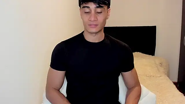 stylish men online show from September 28, 7:34 pm