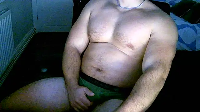 Snapshot of Serpent2463 chatting on October 1, 10:35 pm Serpent2463 online show from October 1, 10:35 pm