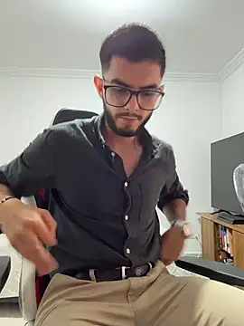 milosky00 online show from February 4, 7:53 pm