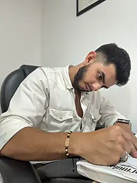 milosky00 online show from February 5, 9:11 pm