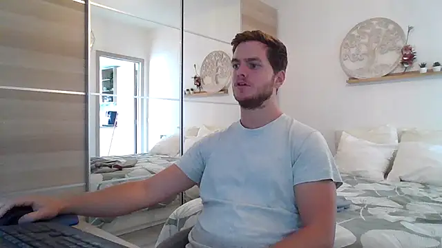 syl01 online show from September 14, 1:02 pm