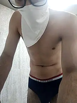 Snapshot of mrmasseur06 chatting on October 14, 7:32 pm mrmasseur06 online show from October 14, 7:32 pm