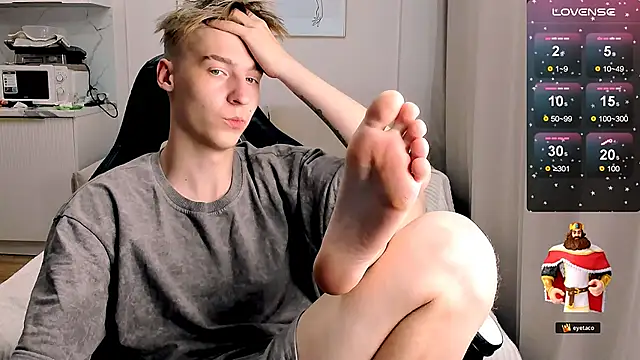 MrSexyCum4U online show from November 22, 9:25 pm