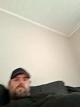 Snapshot of Bamse28 chatting on October 18, 2:44 pm Bamse28 online show from October 18, 2:44 pm