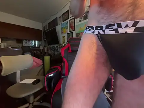 Pupscritch online show from May 7, 7:47 pm
