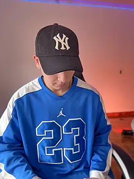 Casper   kyy online show from April 8, 8:28 pm