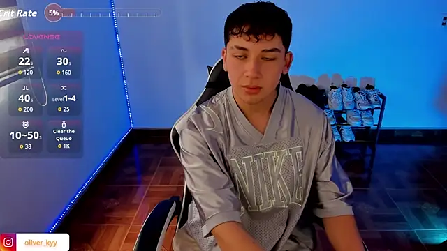 Snapshot of Casper___kyy chatting on October 10, 6:46 pm Casper kyy online show from October 10, 6:46 pm