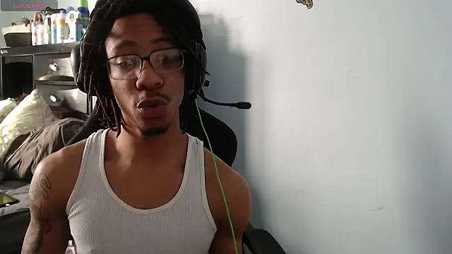 Mrlight1k online show from February 1, 3:11 pm