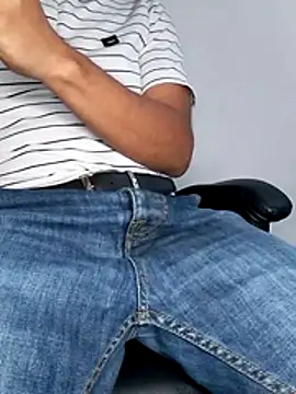 Bosssweet22cm online show from February 13, 12:28 am