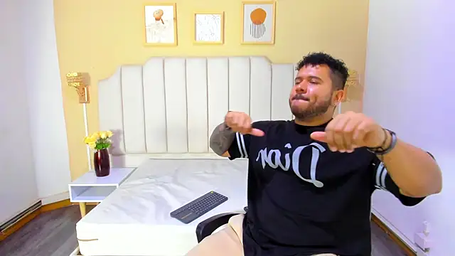 michael hill1 online show from November 8, 8:12 pm