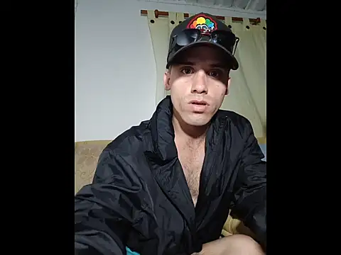 alex-golden online show from December 23, 2:09 am