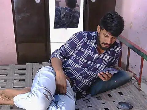 krishjaat43 online show from June 12, 5:17 am