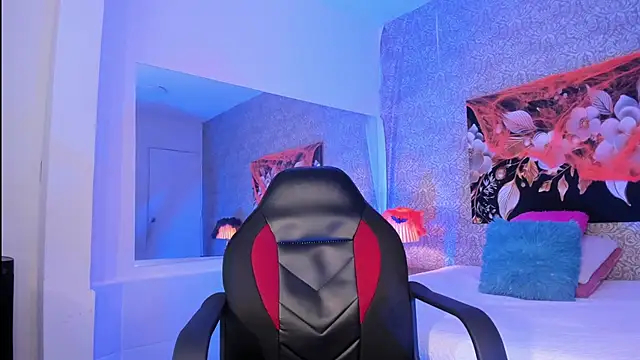 jonas conor online show from October 22, 8:00 pm