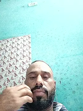 Snapshot of amitkumarkangra chatting on September 18, 1:02 pm amitkumarkangra online show from September 18, 1:02 pm