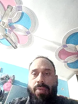 amitkumarkangra online show from November 14, 1:31 am